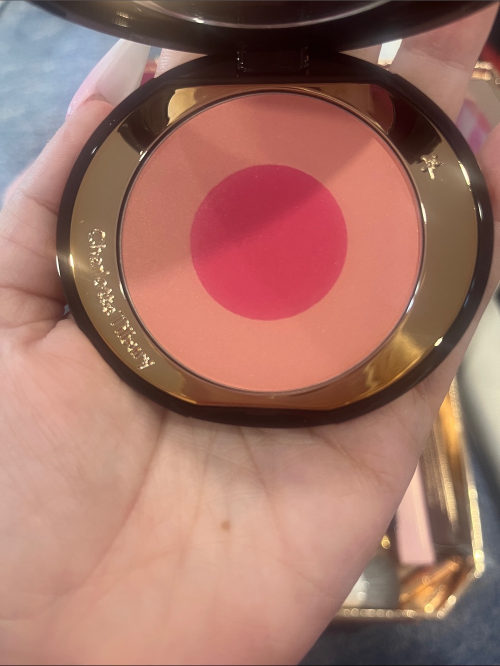 Charlotte Tilbury Cheek to Chic -' Love Is The Drug